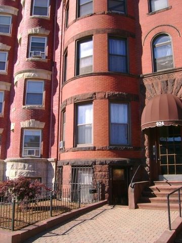 924 Beacon Street 6, Boston, MA 02215