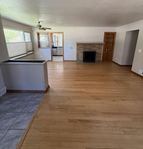 1024 Illinois STREET, Racine, WI 53405