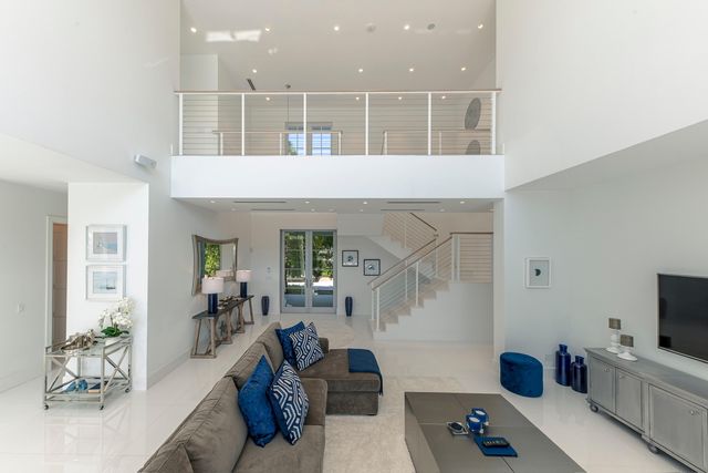 701 Flamingo Drive, Fort Lauderdale, FL 33301