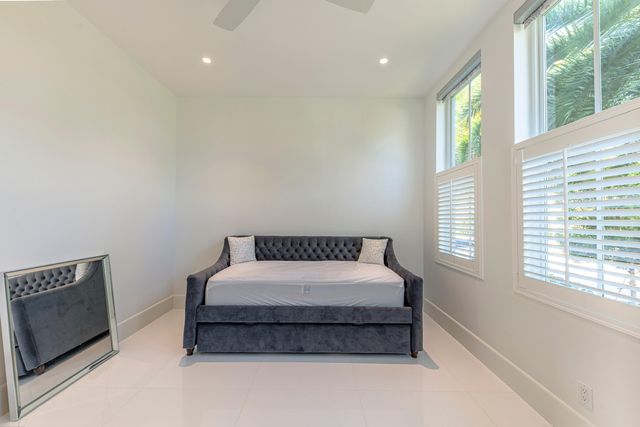 701 Flamingo Drive, Fort Lauderdale, FL 33301