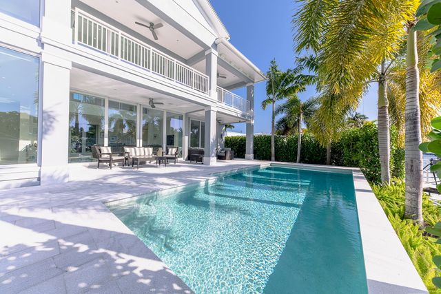 701 Flamingo Drive, Fort Lauderdale, FL 33301