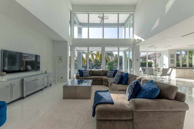 701 Flamingo Drive, Fort Lauderdale, FL 33301