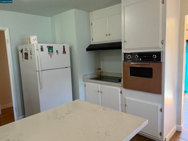2860 Sargent Ave, San Pablo, CA 94806