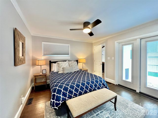 2637 Chesterfield Avenue A, Charlotte, NC 28205