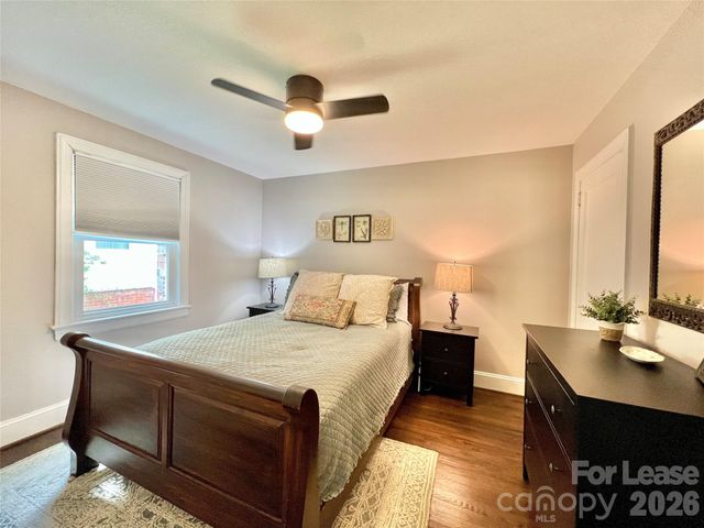 2637 Chesterfield Avenue A, Charlotte, NC 28205