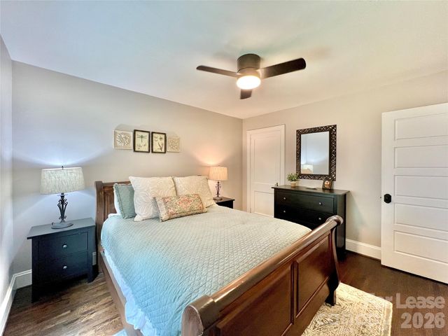 2637 Chesterfield Avenue A, Charlotte, NC 28205