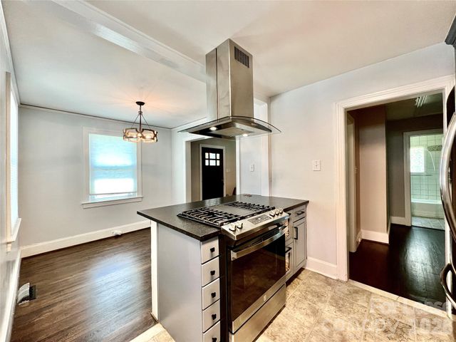 2637 Chesterfield Avenue A, Charlotte, NC 28205