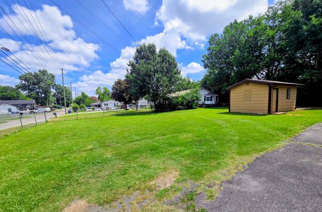 2051 Blythe Avenue SE, Cleveland, TN 37311