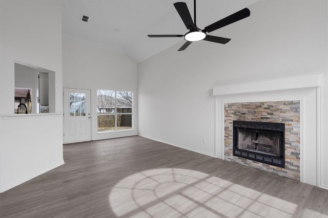 2205 Bluebonnet DR, Killeen, TX 76549