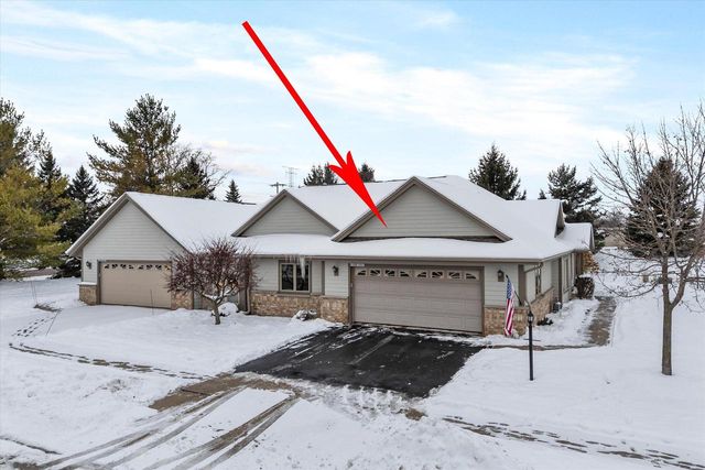 N160W18903 Oakland DRIVE, Jackson, WI 53037