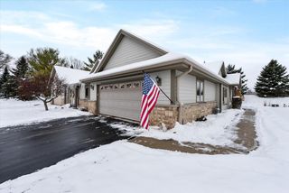 N160W18903 Oakland DRIVE, Jackson, WI 53037