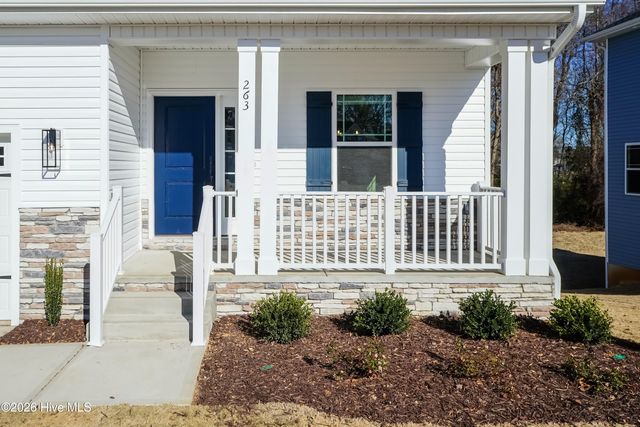 204 Jackson Ridge Way, Pikeville, NC 27863