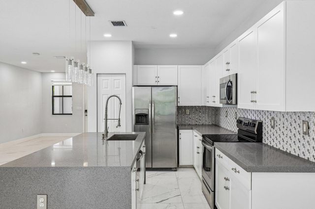 3567 W 110th Terrace, Hialeah, FL 33018