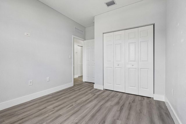 3567 W 110th Terrace, Hialeah, FL 33018