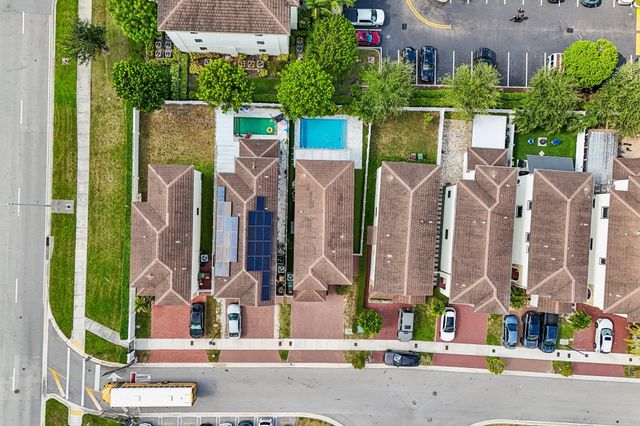 3567 W 110th Terrace, Hialeah, FL 33018