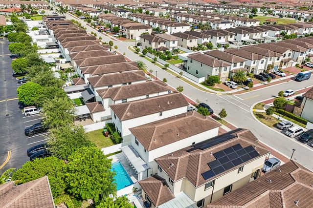 3567 W 110th Terrace, Hialeah, FL 33018