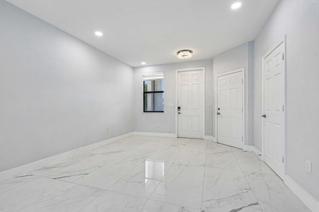 3567 W 110th Terrace, Hialeah, FL 33018