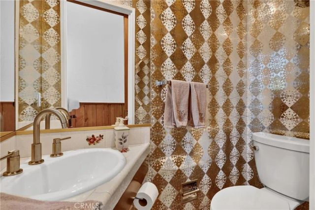 27427 Pinewood, Lake Arrowhead, CA 92352