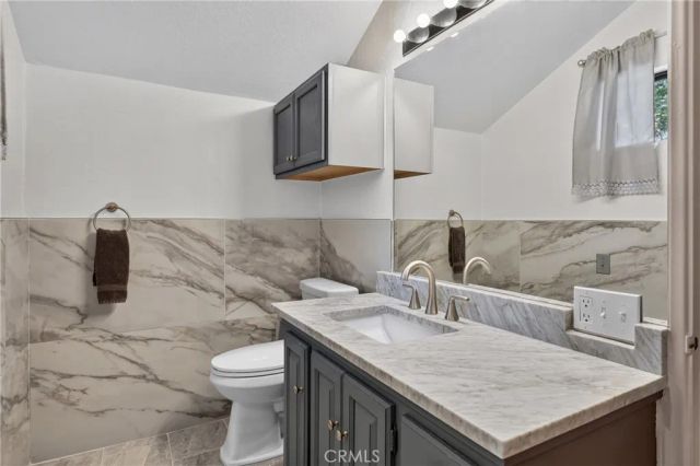 27427 Pinewood, Lake Arrowhead, CA 92352