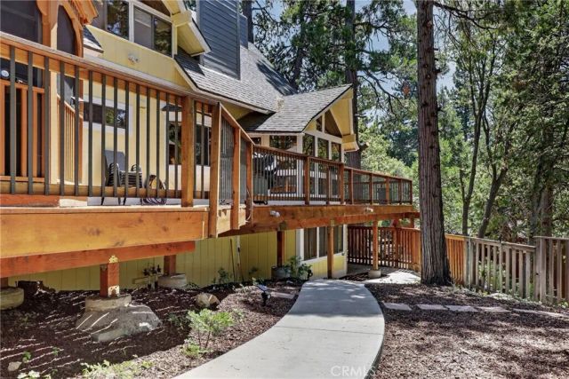 27427 Pinewood, Lake Arrowhead, CA 92352