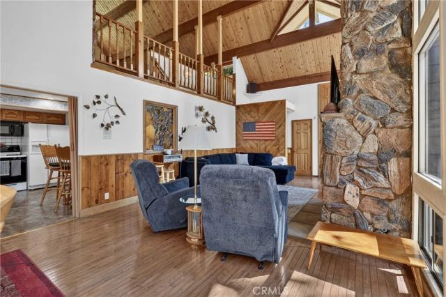 27427 Pinewood, Lake Arrowhead, CA 92352