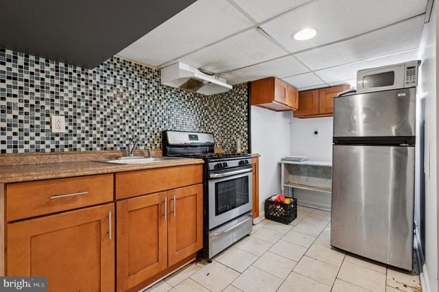 111 OVERHILL RD, Upper Darby, PA 19082