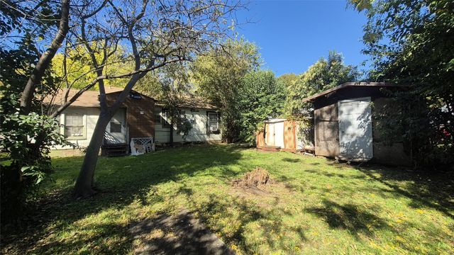 2838 Cherrywood Avenue, Dallas, TX 75235