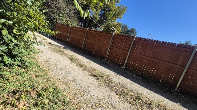 2838 Cherrywood Avenue, Dallas, TX 75235