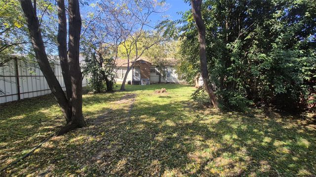 2838 Cherrywood Avenue, Dallas, TX 75235