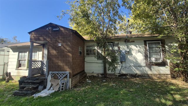 2838 Cherrywood Avenue, Dallas, TX 75235