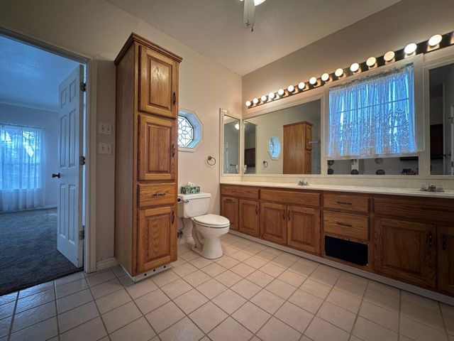 8099 W Interstate Highway 30, Cumby, TX 75433