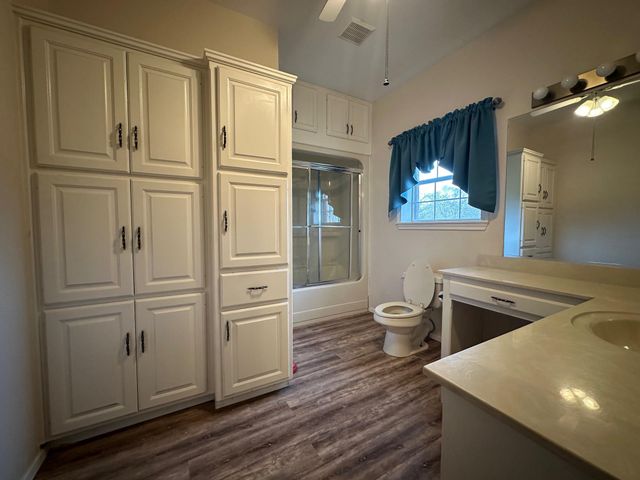 8099 W Interstate Highway 30, Cumby, TX 75433