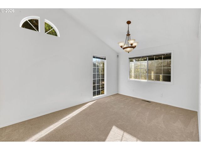 1629 Se ELLIOTT Ave, Gresham, OR 97080