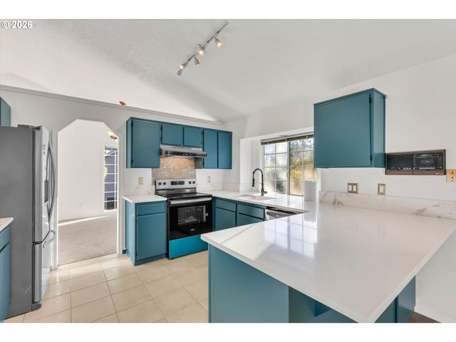 1629 Se ELLIOTT Ave, Gresham, OR 97080
