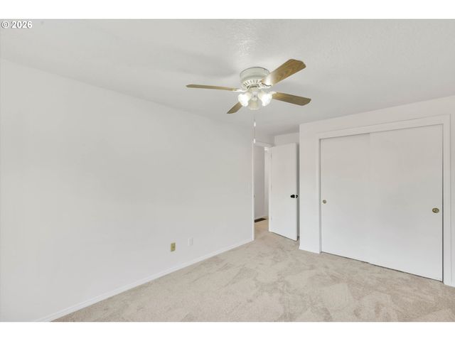 1629 Se ELLIOTT Ave, Gresham, OR 97080
