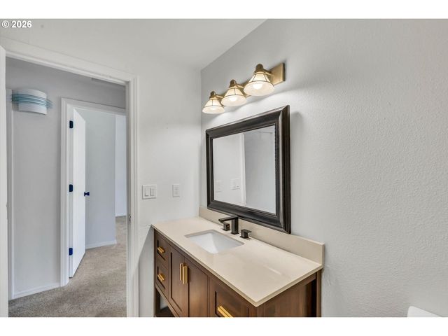 1629 Se ELLIOTT Ave, Gresham, OR 97080