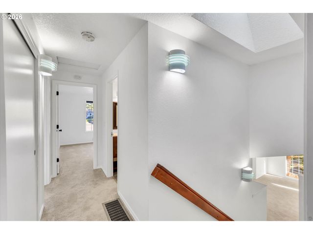 1629 Se ELLIOTT Ave, Gresham, OR 97080