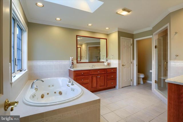 23 EMLYN LN, Mechanicsburg, PA 17055
