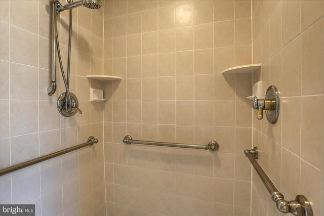 23 EMLYN LN, Mechanicsburg, PA 17055