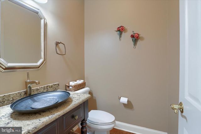 23 EMLYN LN, Mechanicsburg, PA 17055