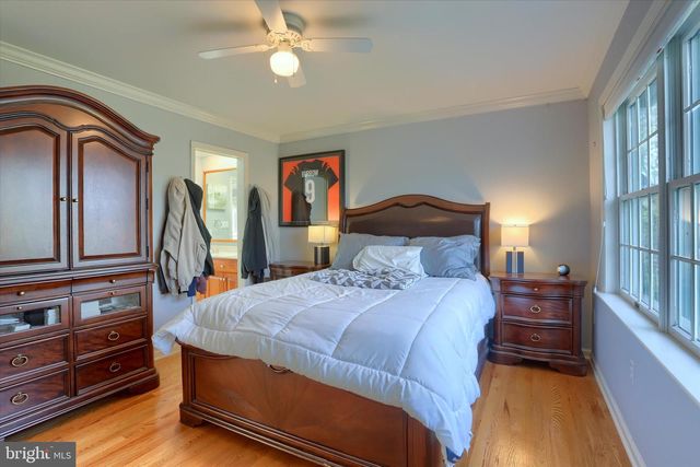 23 EMLYN LN, Mechanicsburg, PA 17055