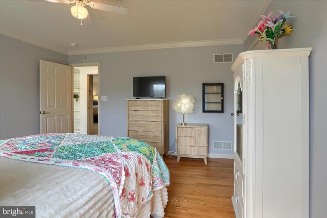 23 EMLYN LN, Mechanicsburg, PA 17055