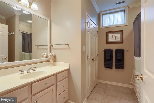 23 EMLYN LN, Mechanicsburg, PA 17055
