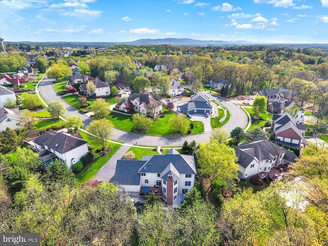 23 EMLYN LN, Mechanicsburg, PA 17055