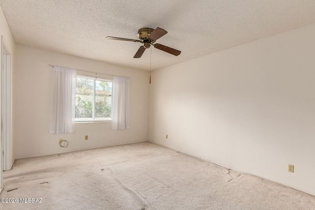 130 E Los Arcos, Green Valley, AZ 85614