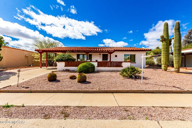 130 E Los Arcos, Green Valley, AZ 85614