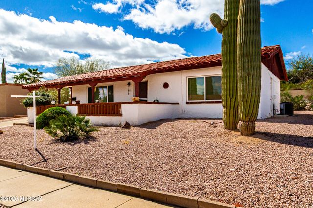 130 E Los Arcos, Green Valley, AZ 85614