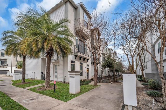 5849 E Post Oak Lane, Houston, TX 77055