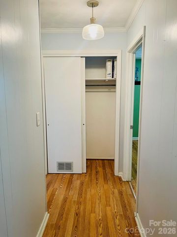 348 Random Drive, New London, NC 28127