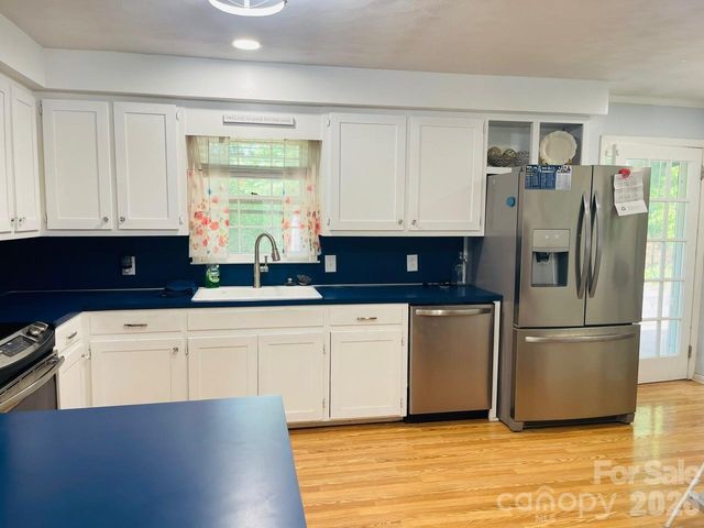 348 Random Drive, New London, NC 28127